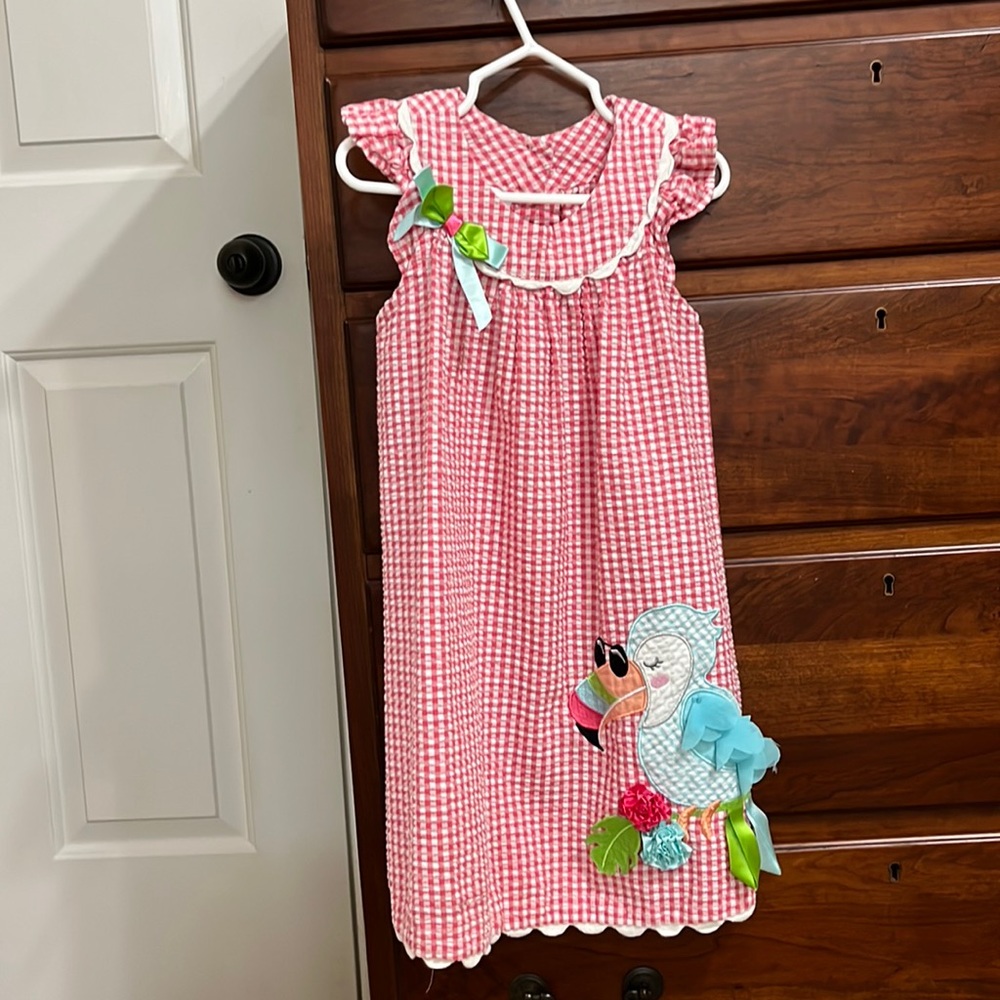 Absolutely adorable dress